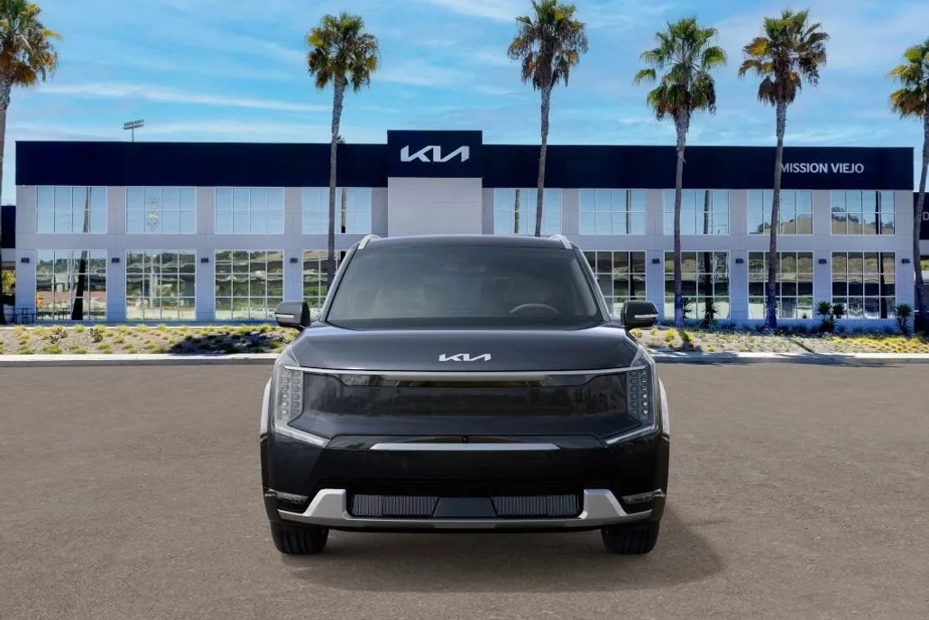 2026 Kia EV9 Land AWD photo 1