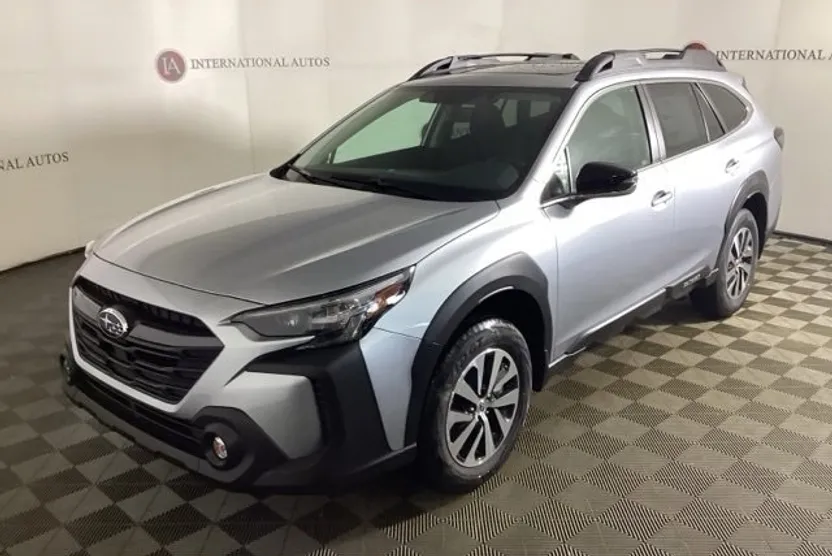 2025 Subaru Outback Premium photo 1