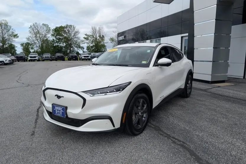 2021 Ford Mustang Mach-E Select photo 1