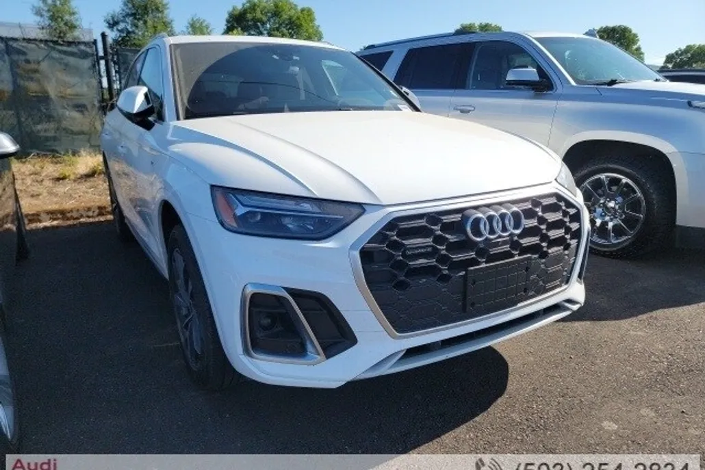 2024 Audi Q5 45 S line Premium Plus photo 1