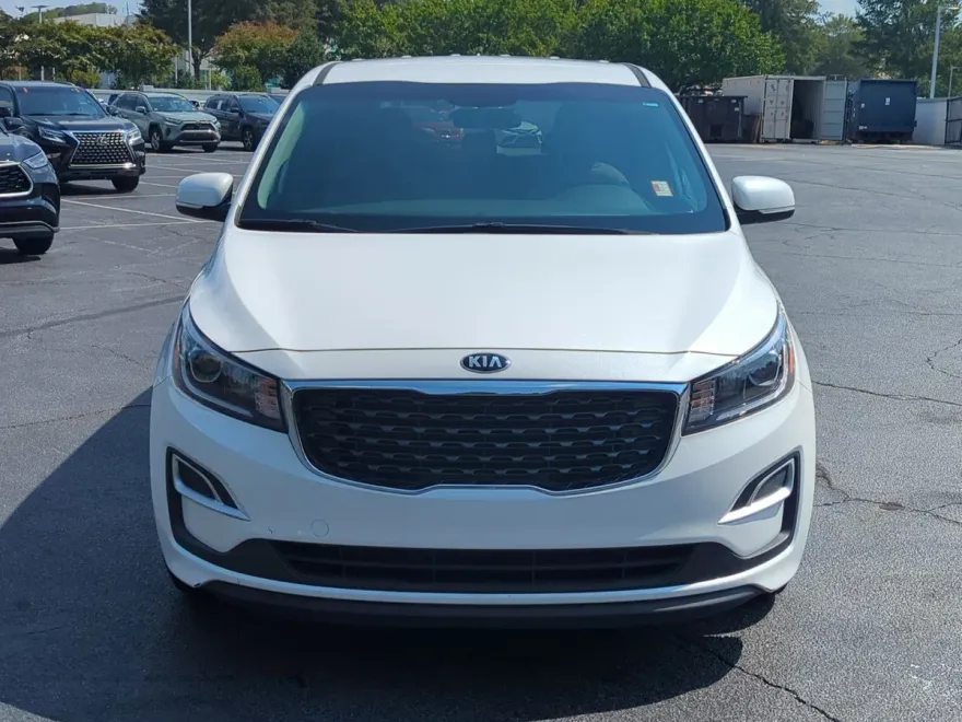 2021 Kia Sedona LX photo 1
