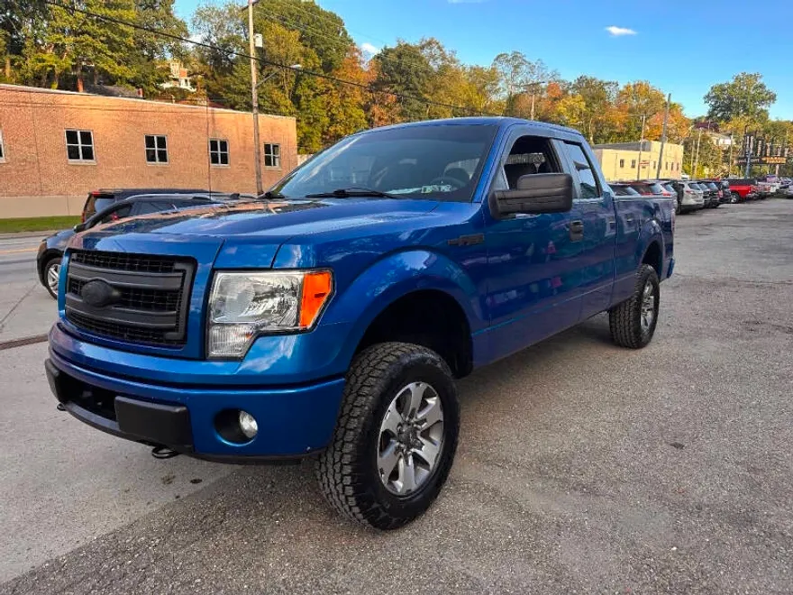 2013 Ford F-150 STX photo 1
