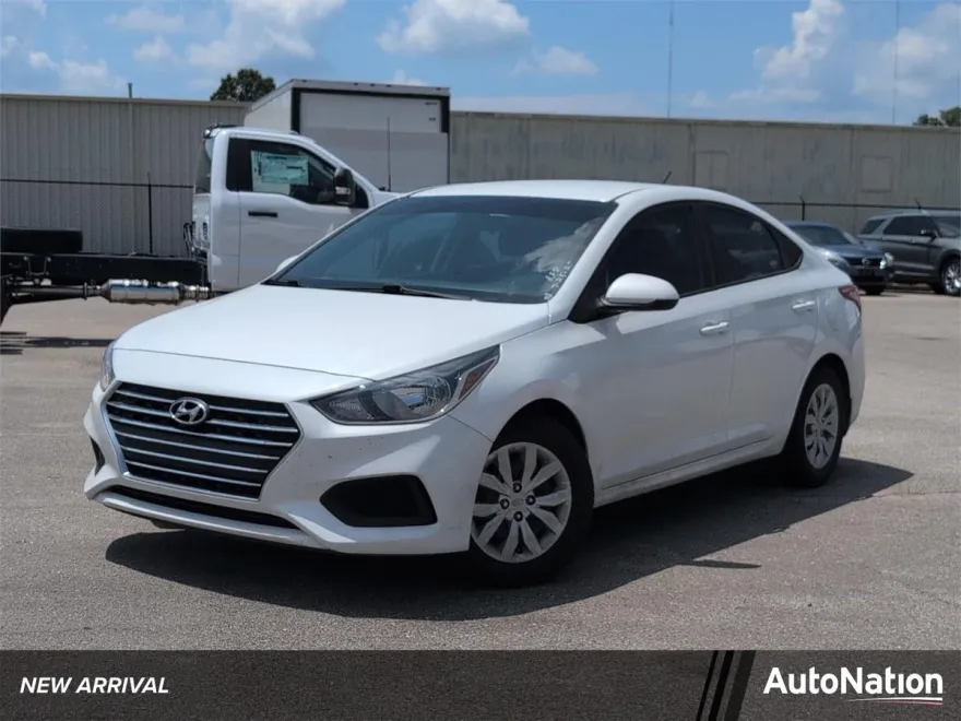2021 Hyundai Accent SE photo 1