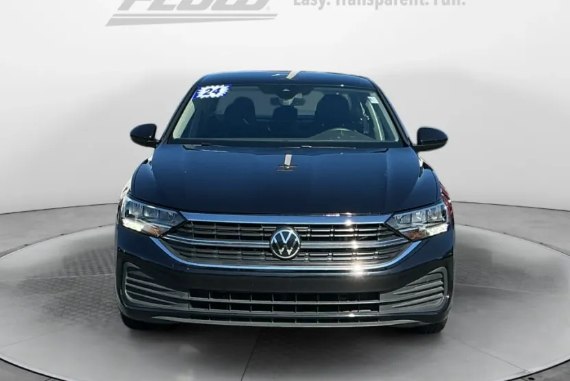 2024 Volkswagen Jetta 1.5T SE photo 1