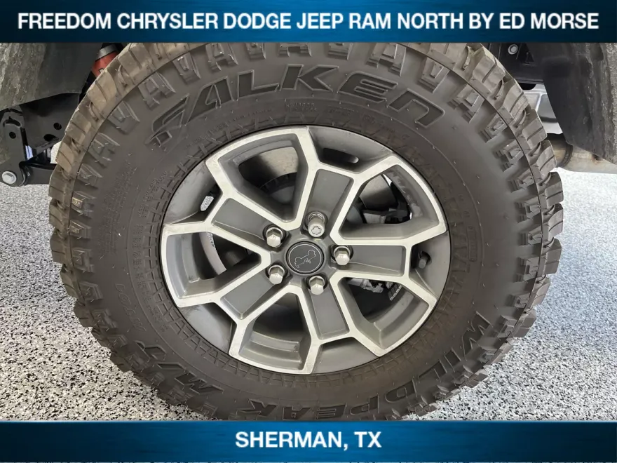 2025 Jeep Gladiator Mojave photo 1