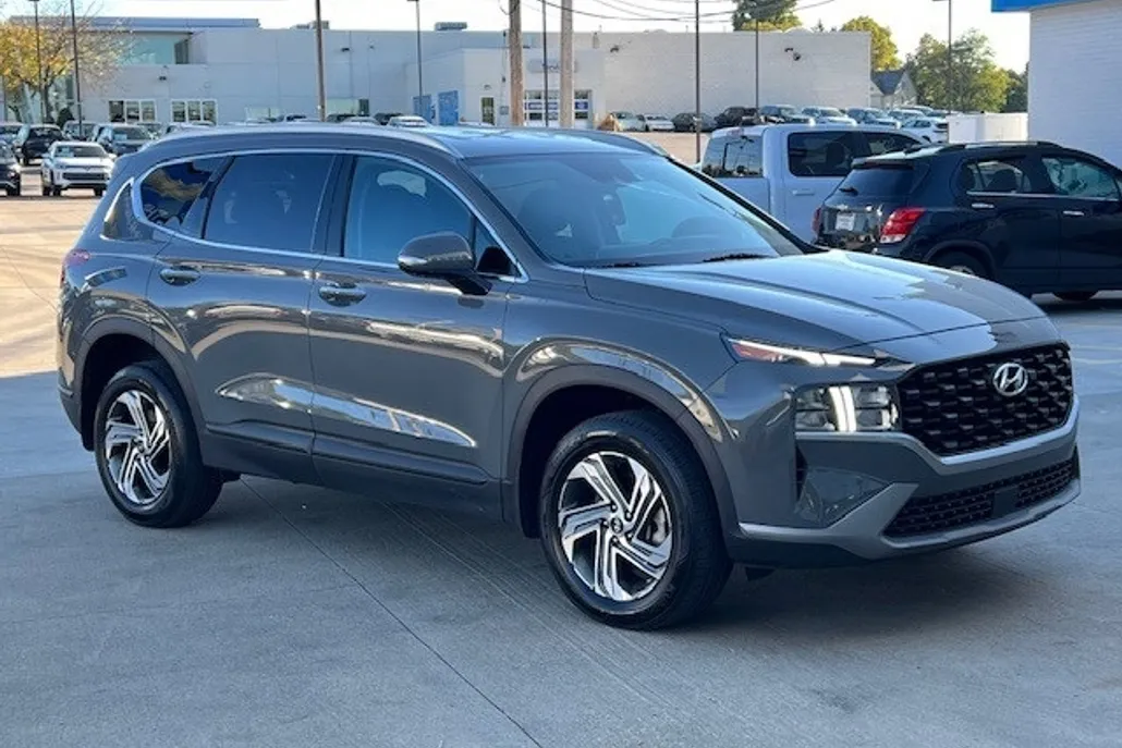 2023 Hyundai Santa Fe SEL photo 1