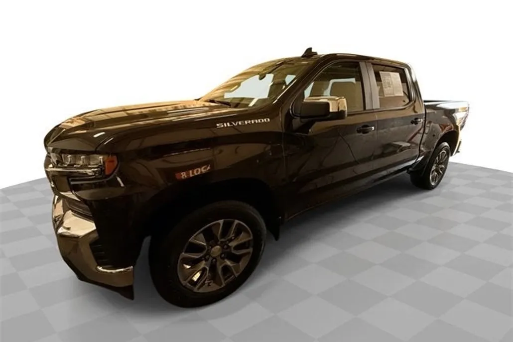 2022 Chevrolet Silverado 1500 LT photo 1
