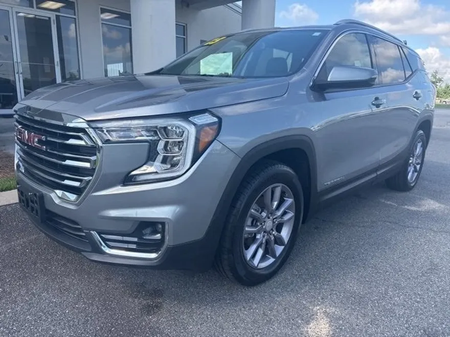 2023 Gmc Terrain SLT photo 1