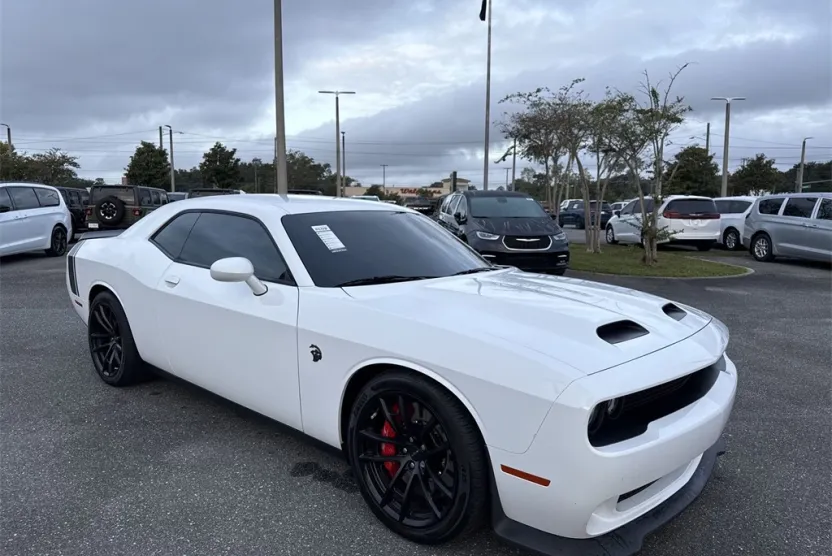 2023 Dodge Challenger SRT8 Hellcat photo 1