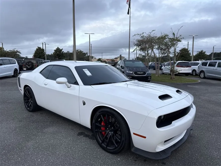 2023 Dodge Challenger SRT8 Hellcat photo 1
