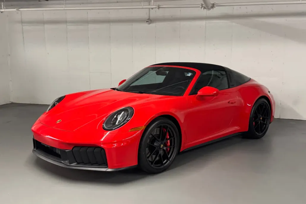 2025 Porsche 911 Targa 4 GTS photo 1