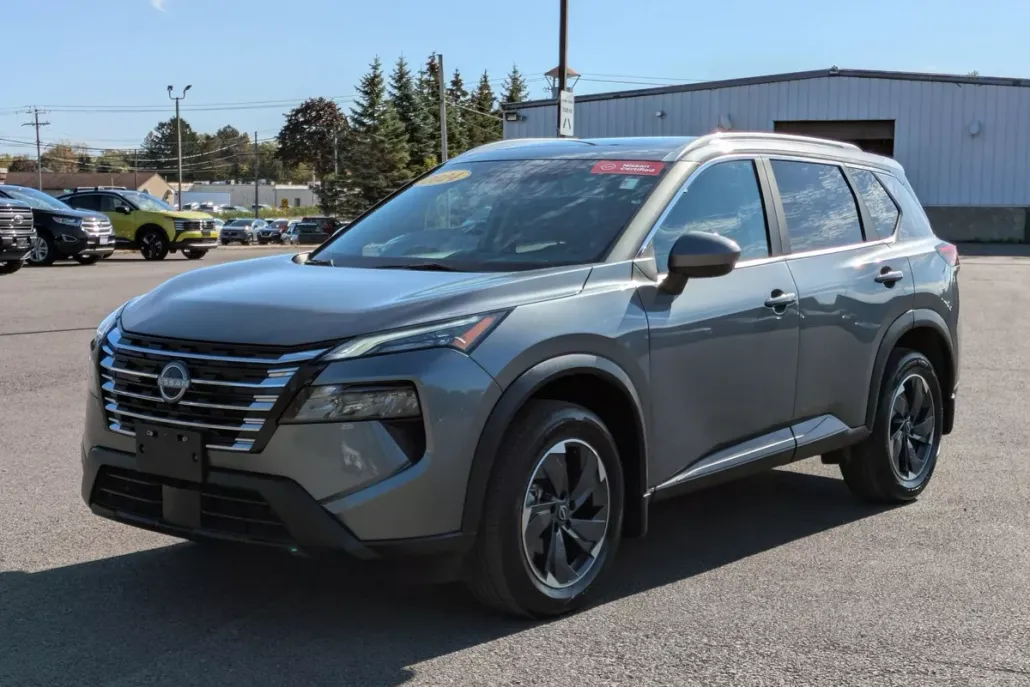 2024 Nissan Rogue SV photo 1
