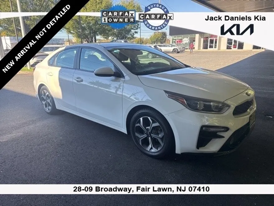 2021 Kia Forte LXS photo 1
