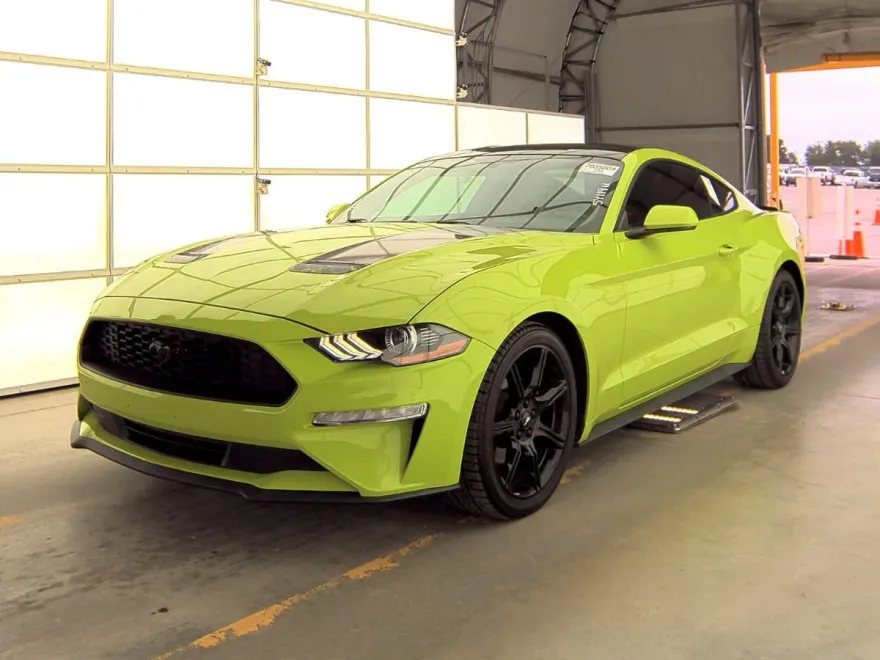 2020 Ford Mustang EcoBoost photo 1