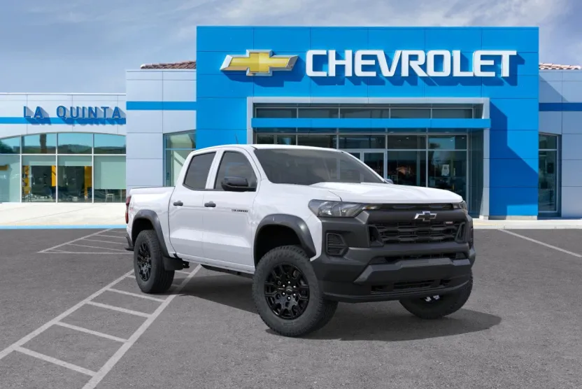 2026 Chevrolet Colorado Trail Boss photo 1