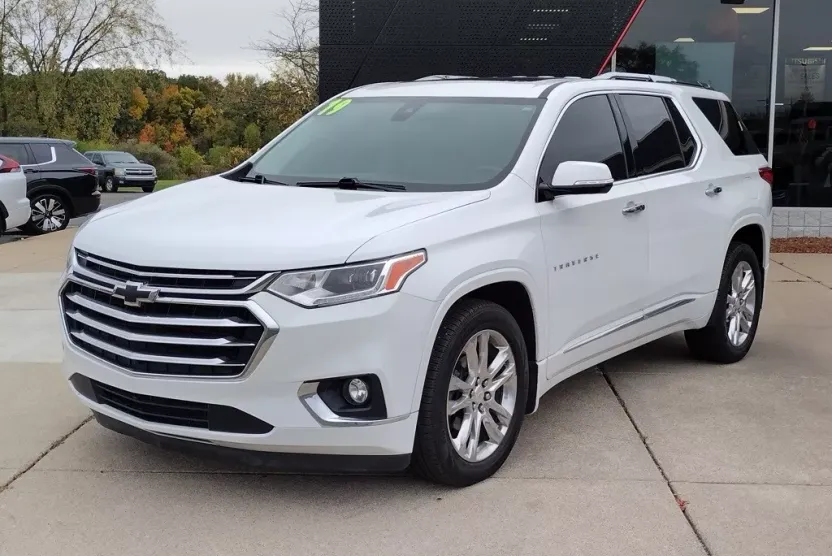 2019 Chevrolet Traverse High Country photo 1