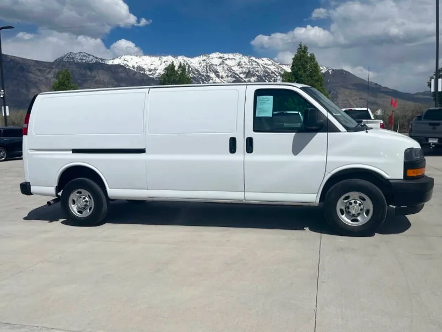 2023 Chevrolet Express 2500 Cargo Van photo 1