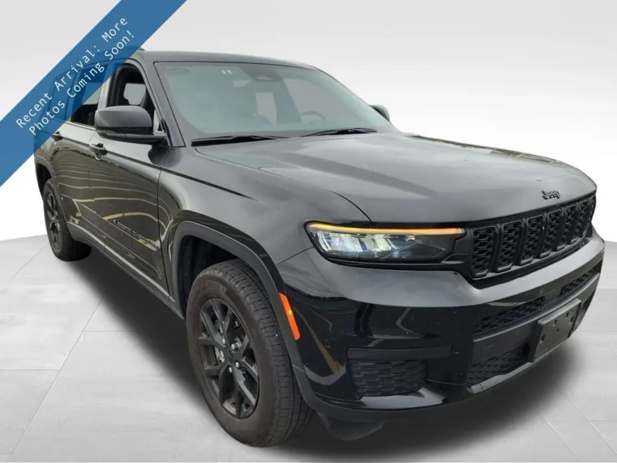 2024 Jeep Grand Cherokee Altitude photo 1