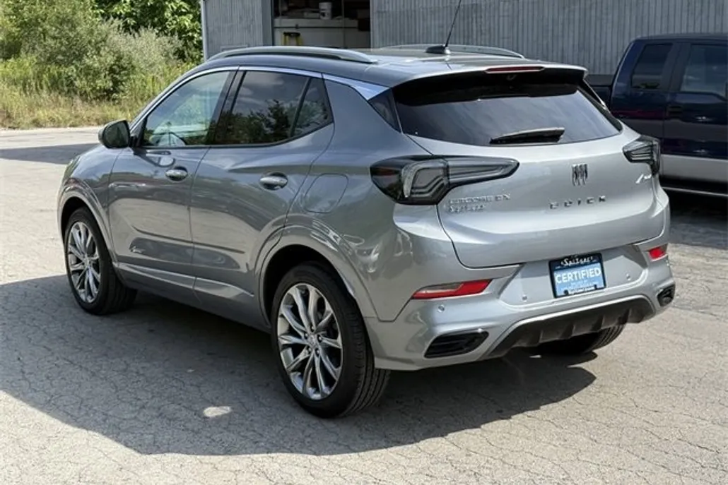 2024 Buick Encore GX Avenir photo 1