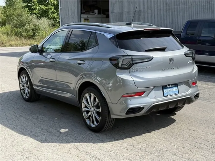 2024 Buick Encore GX Avenir photo 1