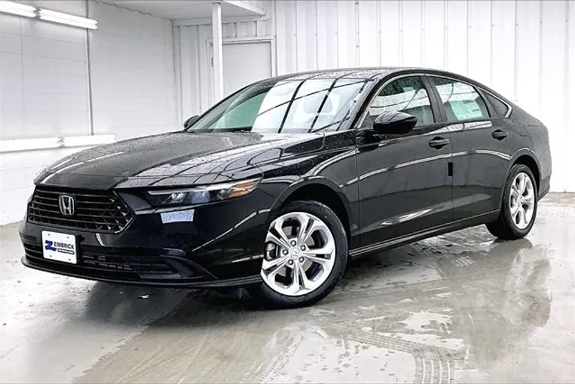 2025 Honda Accord LX photo 1