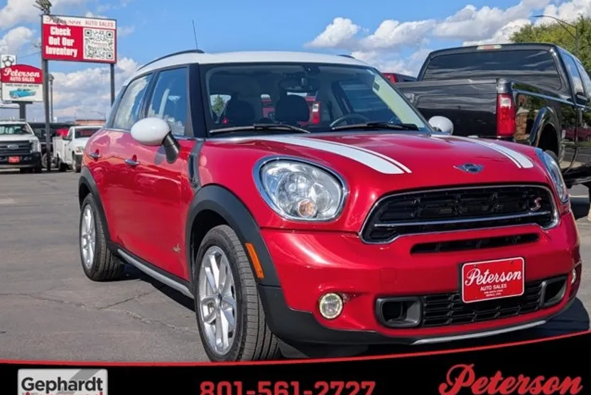 2015 Mini Countryman S ALL4 photo 1