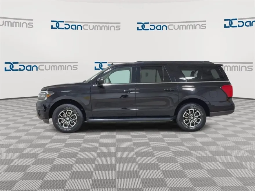2024 Ford Expedition MAX XLT photo 1
