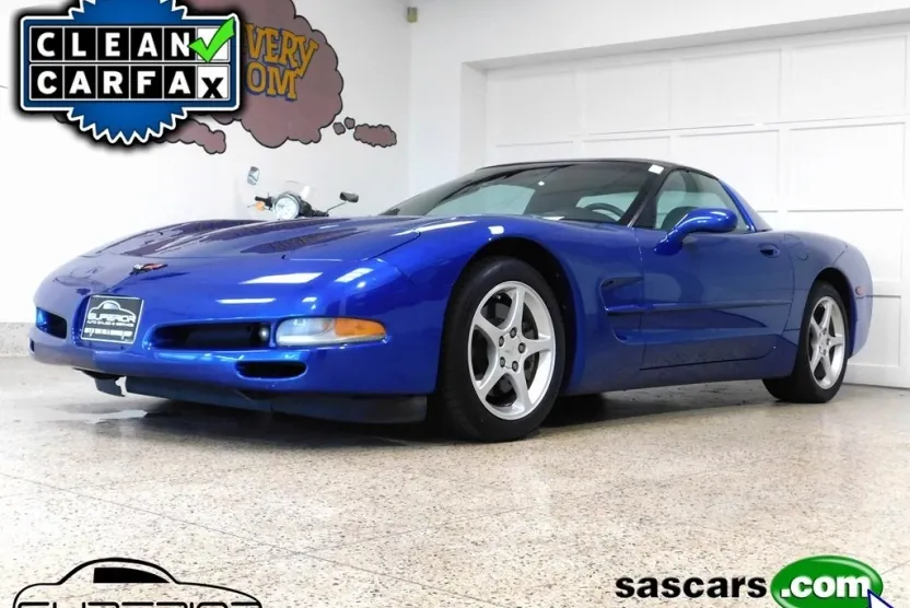 2002 Chevrolet Corvette Coupe photo 1
