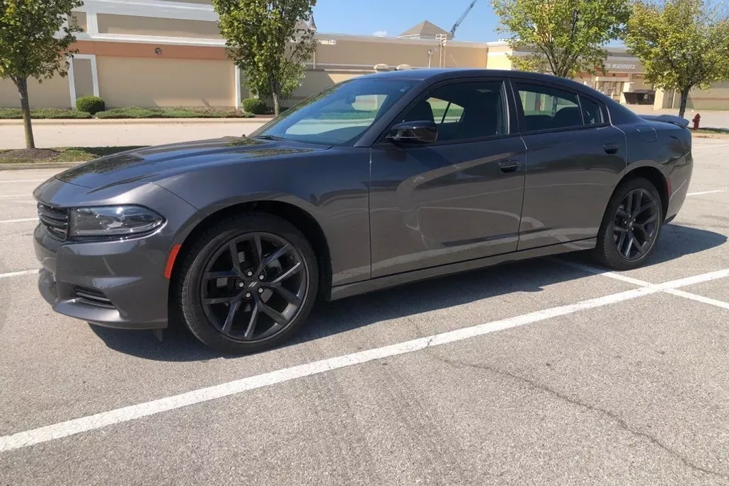 2022 Dodge Charger SXT photo 1