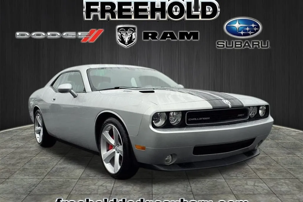 2009 Dodge Challenger SRT8 photo 1
