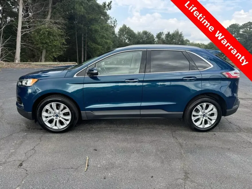 2020 Ford Edge Titanium photo 1