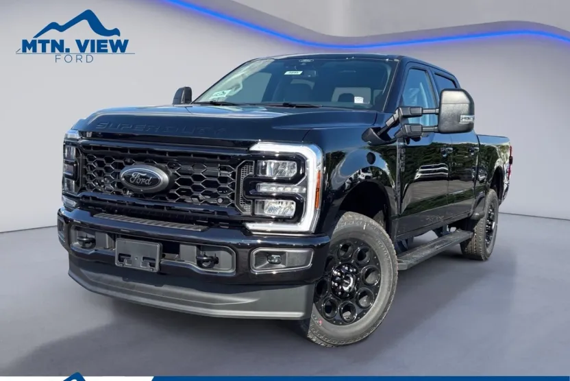 2026 Ford F-250 XLT photo 1