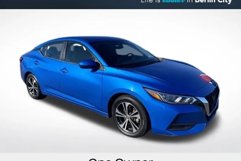 2022 Nissan Sentra SV photo 1