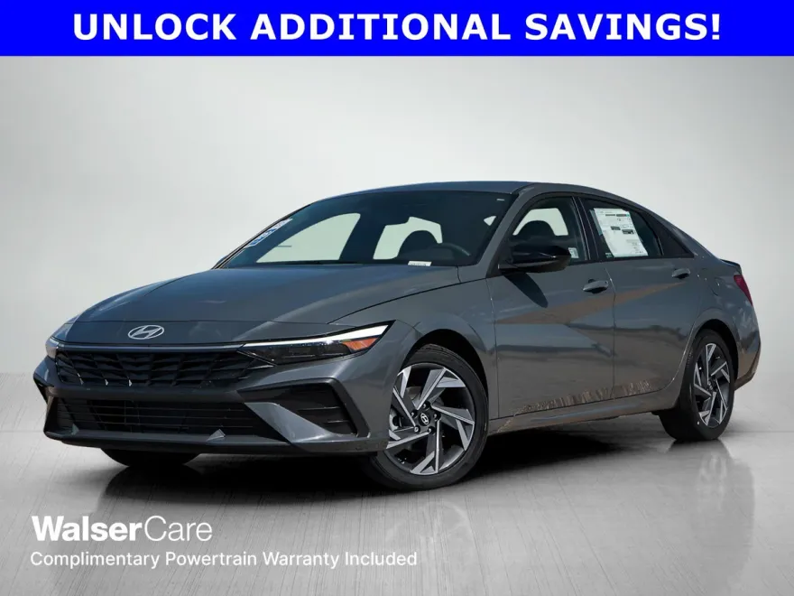 2025 Hyundai Elantra SEL Sport photo 1