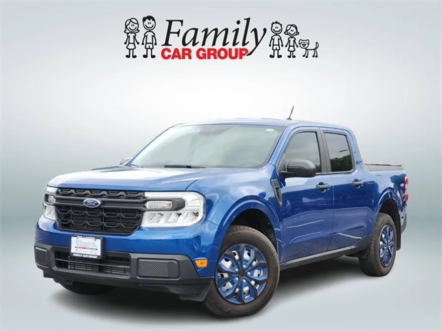 2023 Ford Maverick XL photo 1