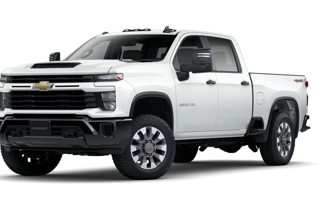2025 Chevrolet Silverado 2500HD Custom photo 1