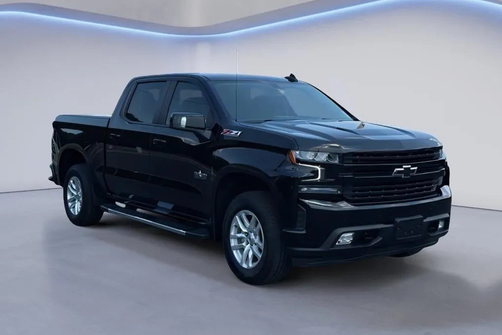 2022 Chevrolet Silverado 1500 RST photo 1