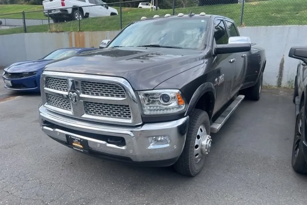 2017 Ram 3500 Laramie photo 1