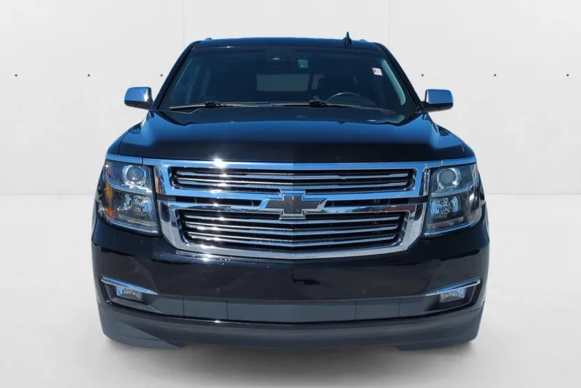 2017 Chevrolet Suburban 1500 Premier photo 1