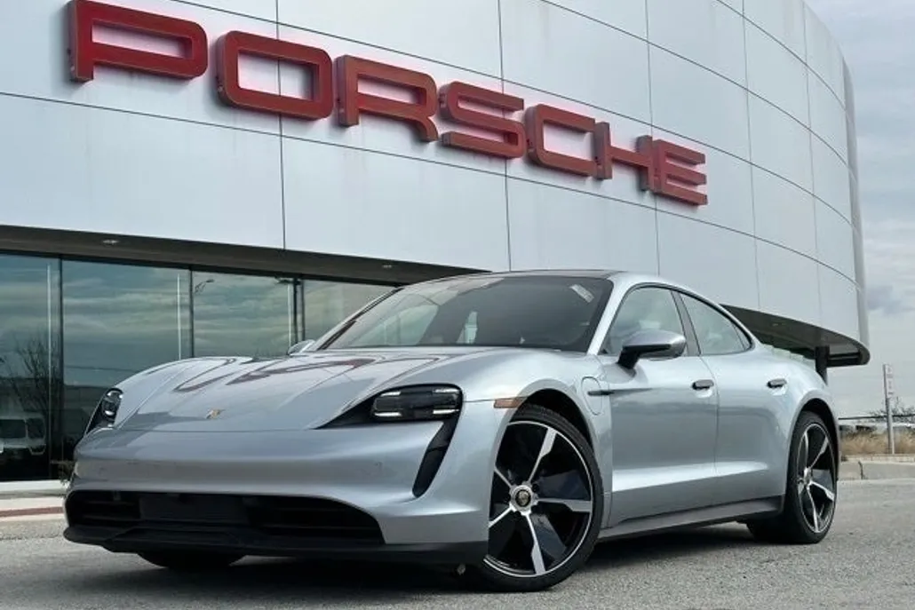 2023 Porsche Taycan Base photo 1
