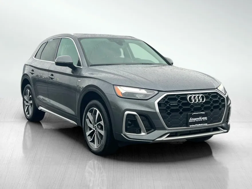 2024 Audi Q5 S line Premium Plus photo 1