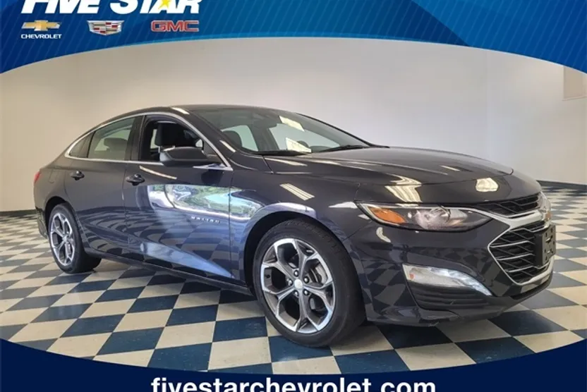 2023 Chevrolet Malibu 1LT photo 1