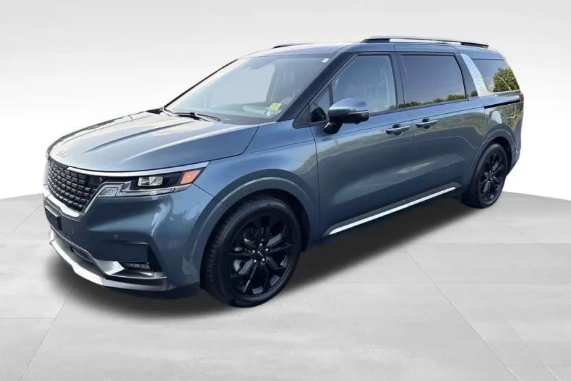 2023 Kia Carnival SX Prestige photo 1