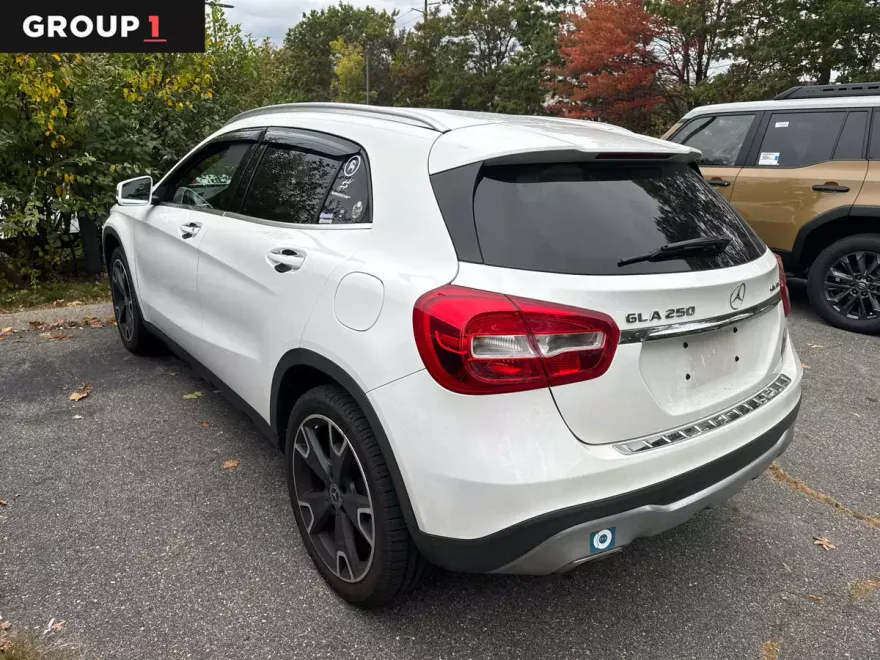 2019 Mercedes Benz GLA 250 4MATIC photo 1