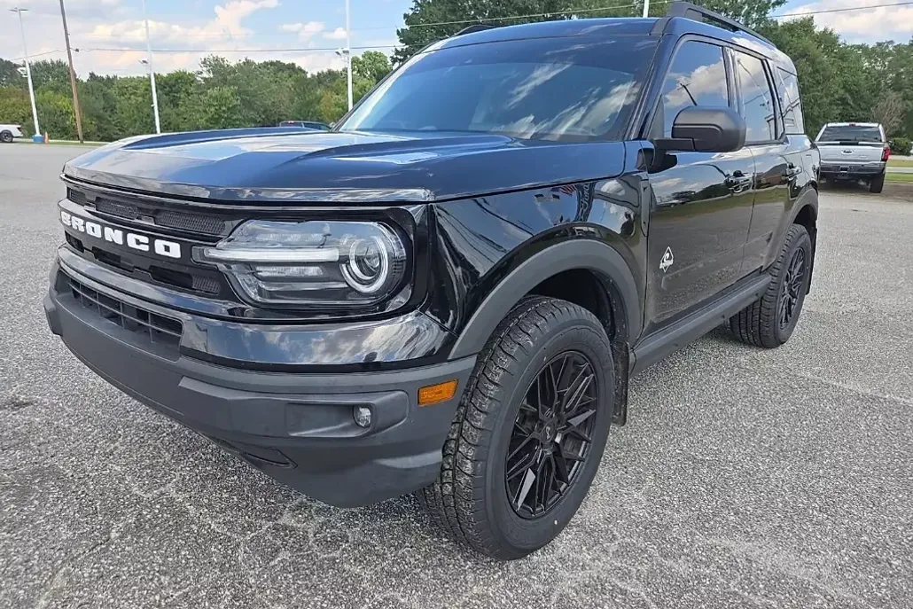 2021 Ford Bronco Sport Outer Banks photo 1