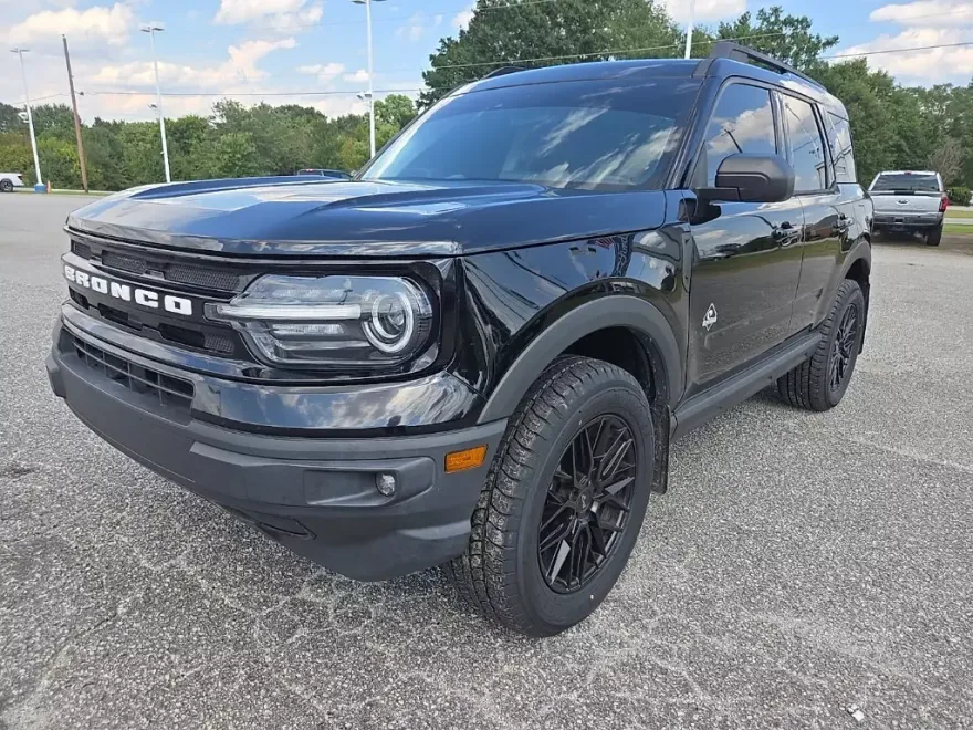 2021 Ford Bronco Sport Outer Banks photo 1