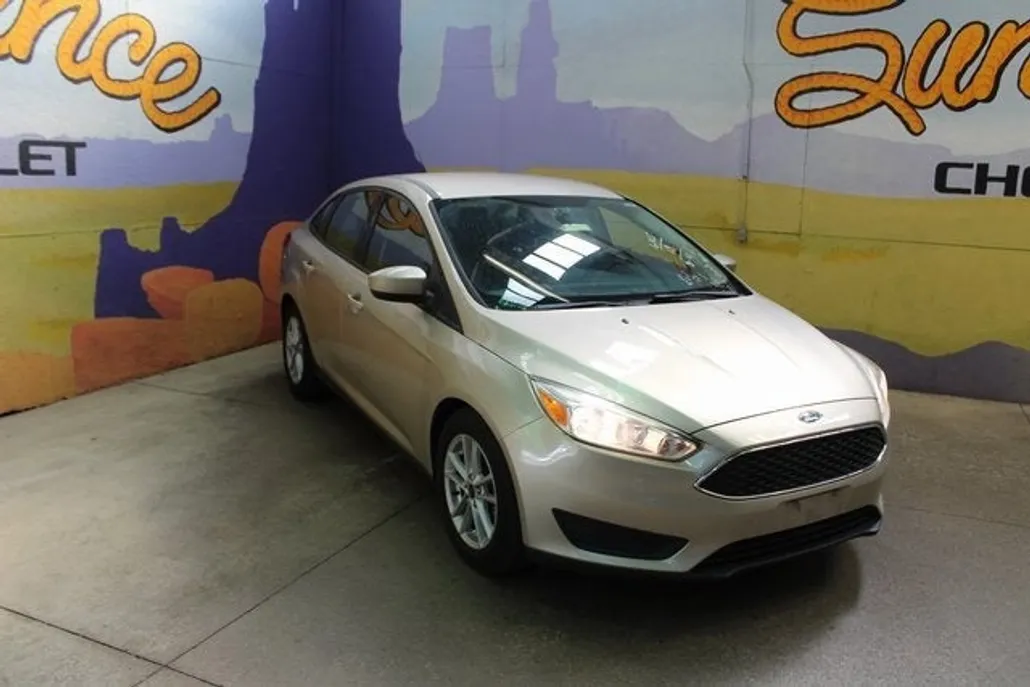 2018 Ford Focus SE photo 1