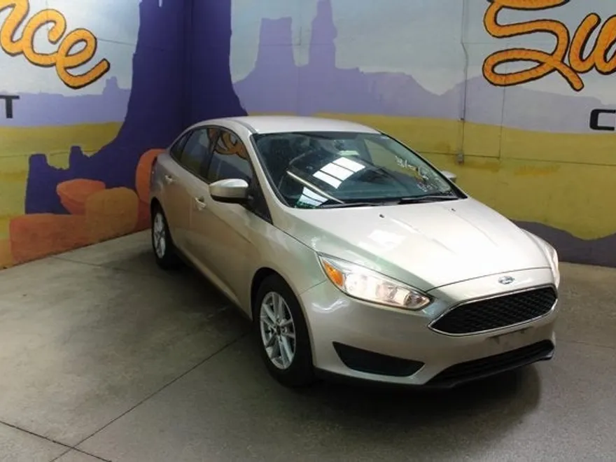 2018 Ford Focus SE photo 1