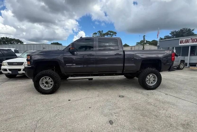 2016 Chevrolet Silverado 2500HD Work Truck photo 1
