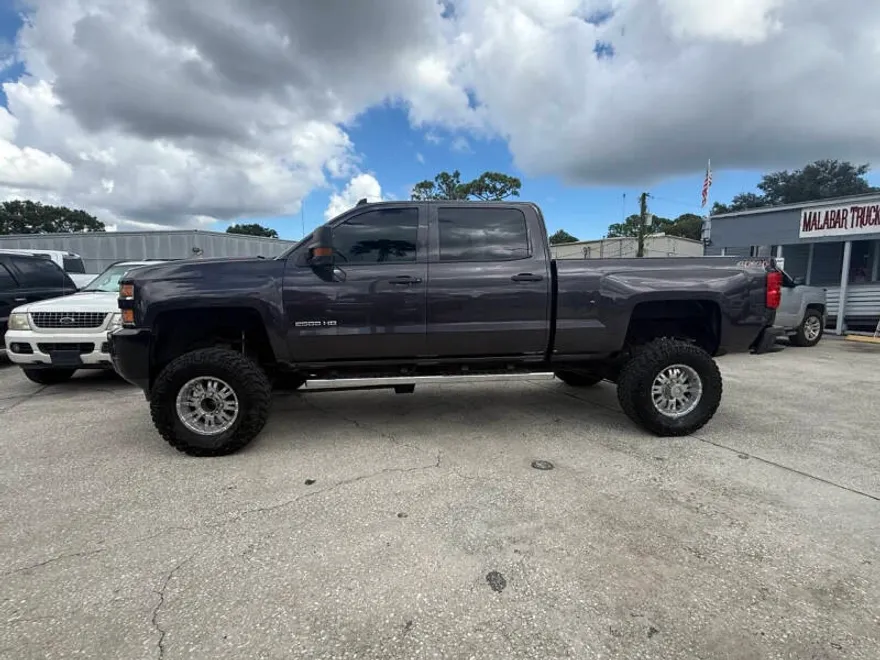 2016 Chevrolet Silverado 2500HD Work Truck photo 1